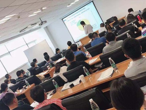 餐饮专业人员派遣